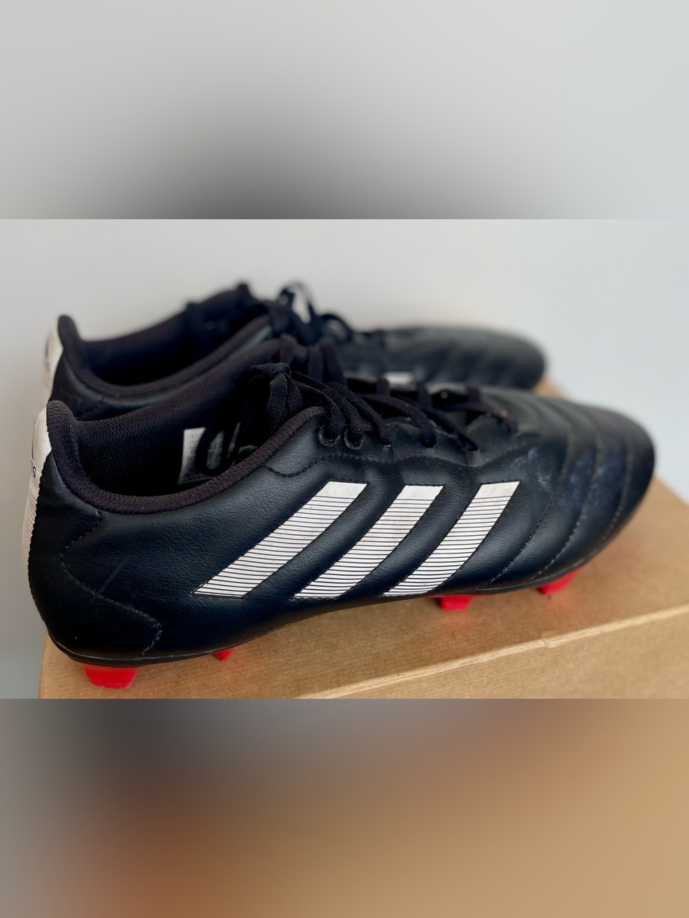 Adidas - Goletto VIII Firm Ground soccer cleats Size 10 US